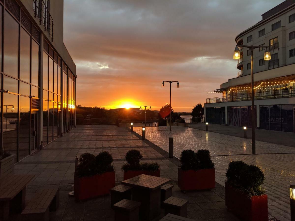 3 -Min Walk To Southport Pier & Beach Fast Wi-Fi & Perfect Getaway Exterior foto